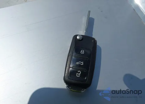 2015 Volkswagen Jetta 2.0L S из США, поврежденный, VIN 3VW2K7AJ1FM357709